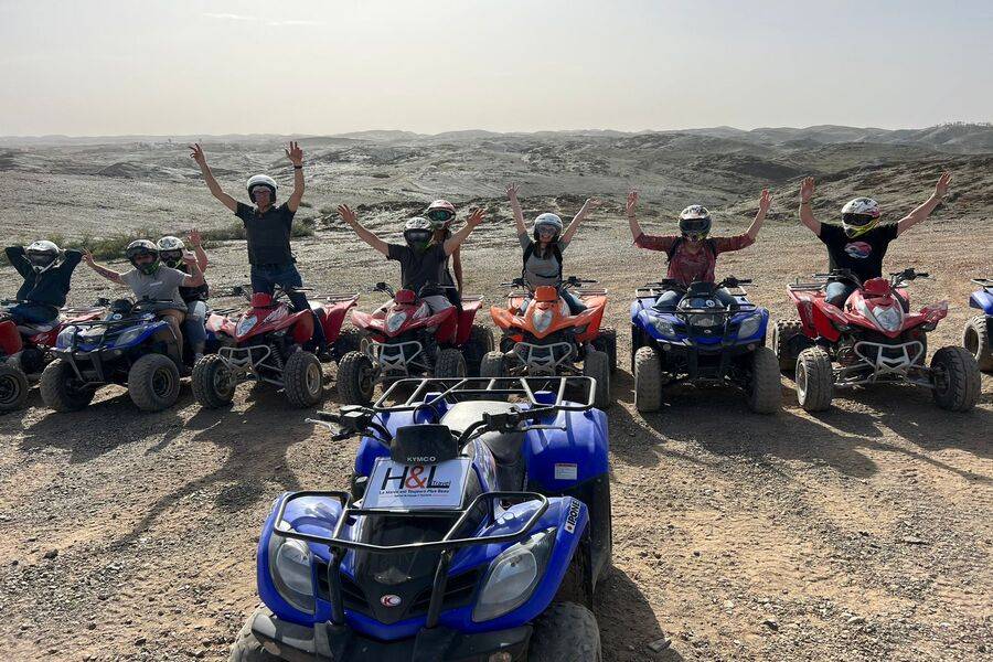 Balade en Chameau et Quad dans le désert rocheux d'Agafay 